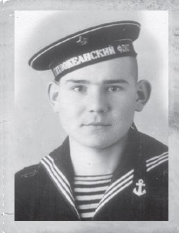 Смоленцев 
 Иван Иванович 